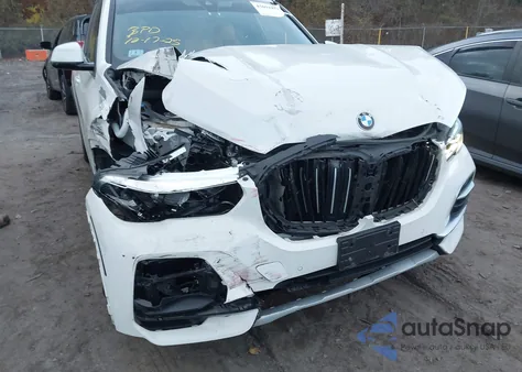 2021 BMW X5 xDrive40I z USA, uszkodzony, nr VIN 5UXCR6C09M9E79054